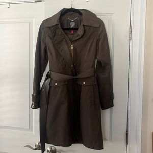 Vince Camuto women’s brown trenchcoat waterproof - size small